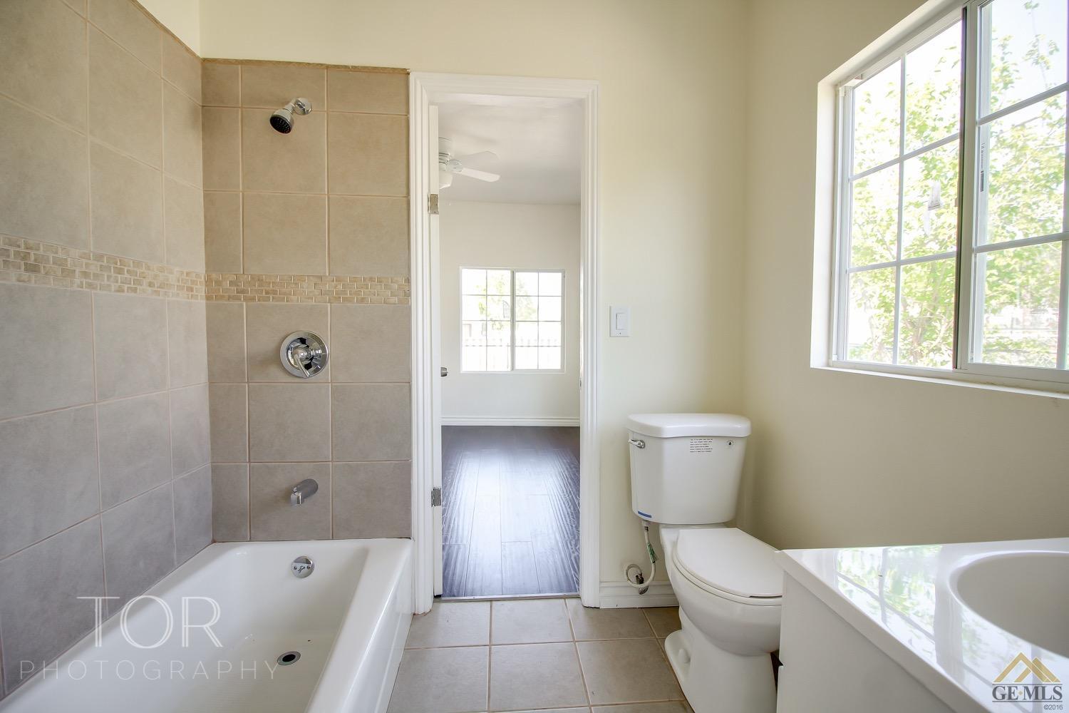 1007 Mccurdy Dr, Bakersfield, CA 93306 photo 10