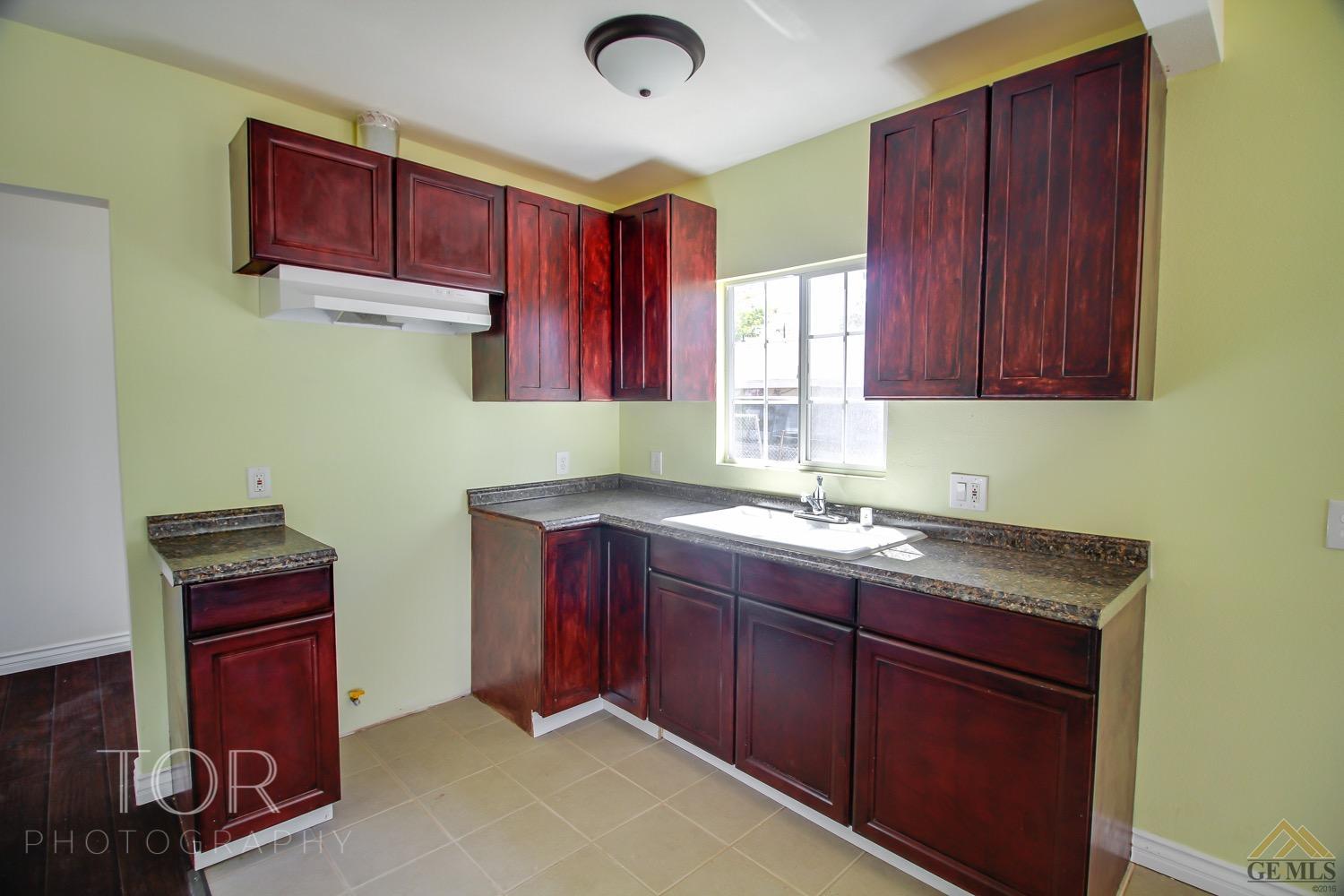 1007 Mccurdy Dr, Bakersfield, CA 93306 photo 6
