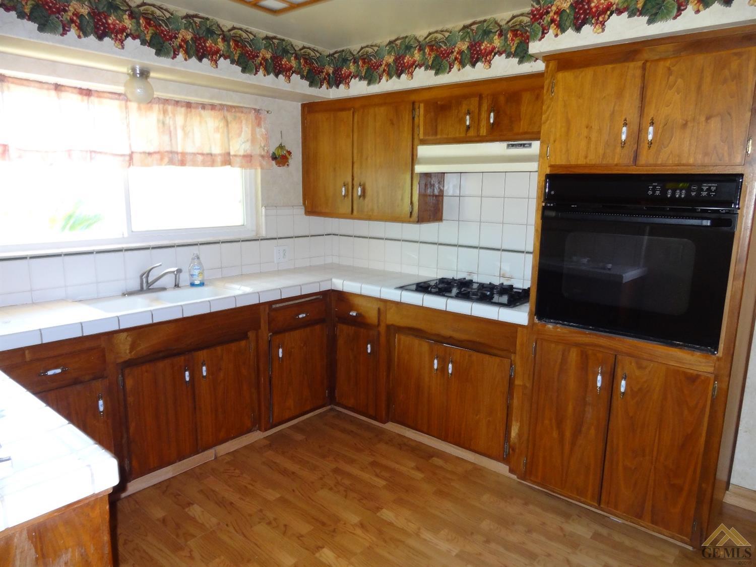 5718 5718 Rexroth Ave, Bakersfield, CA 93306 photo 11