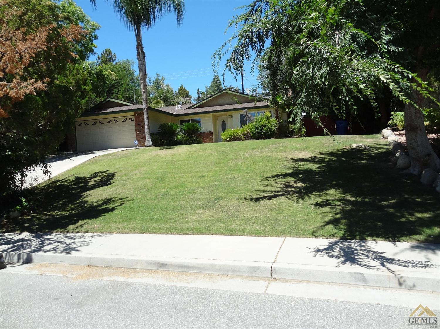 5718 5718 Rexroth Ave, Bakersfield, CA 93306 photo 1