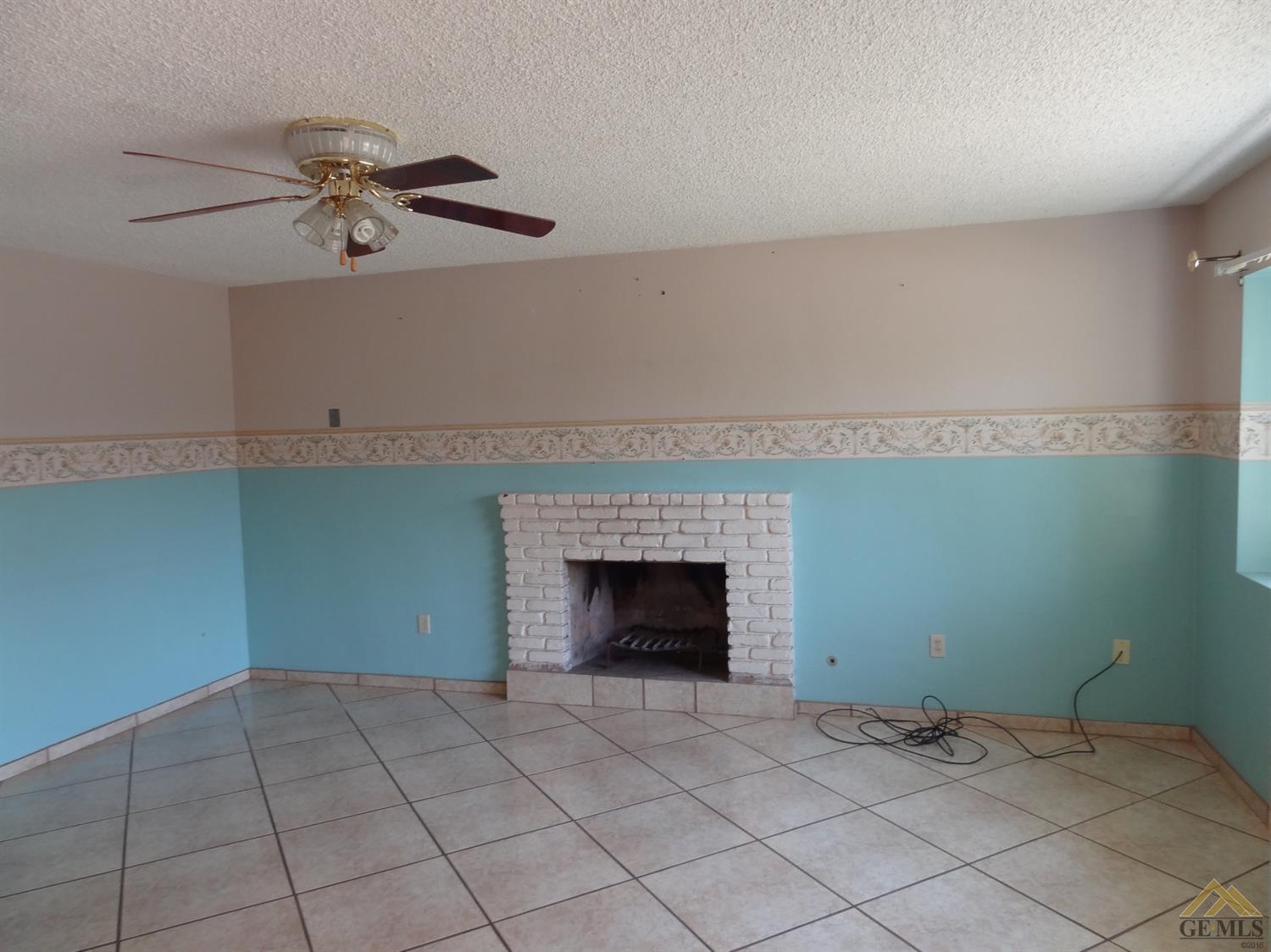 5718 5718 Rexroth Ave, Bakersfield, CA 93306 photo 6