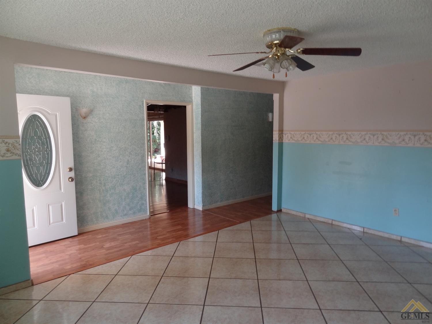 5718 5718 Rexroth Ave, Bakersfield, CA 93306 photo 2