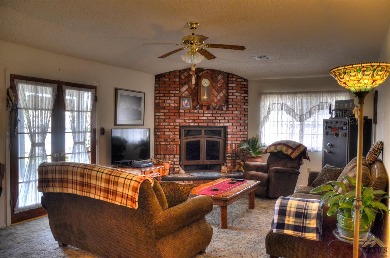 19901 Rod Ct, Tehachapi, CA 93561 photo 4