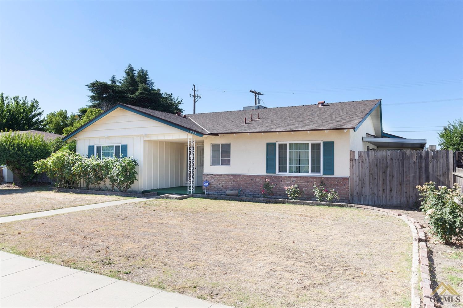 1925 Jubilee Dr, Wasco, CA 93280 photo 3