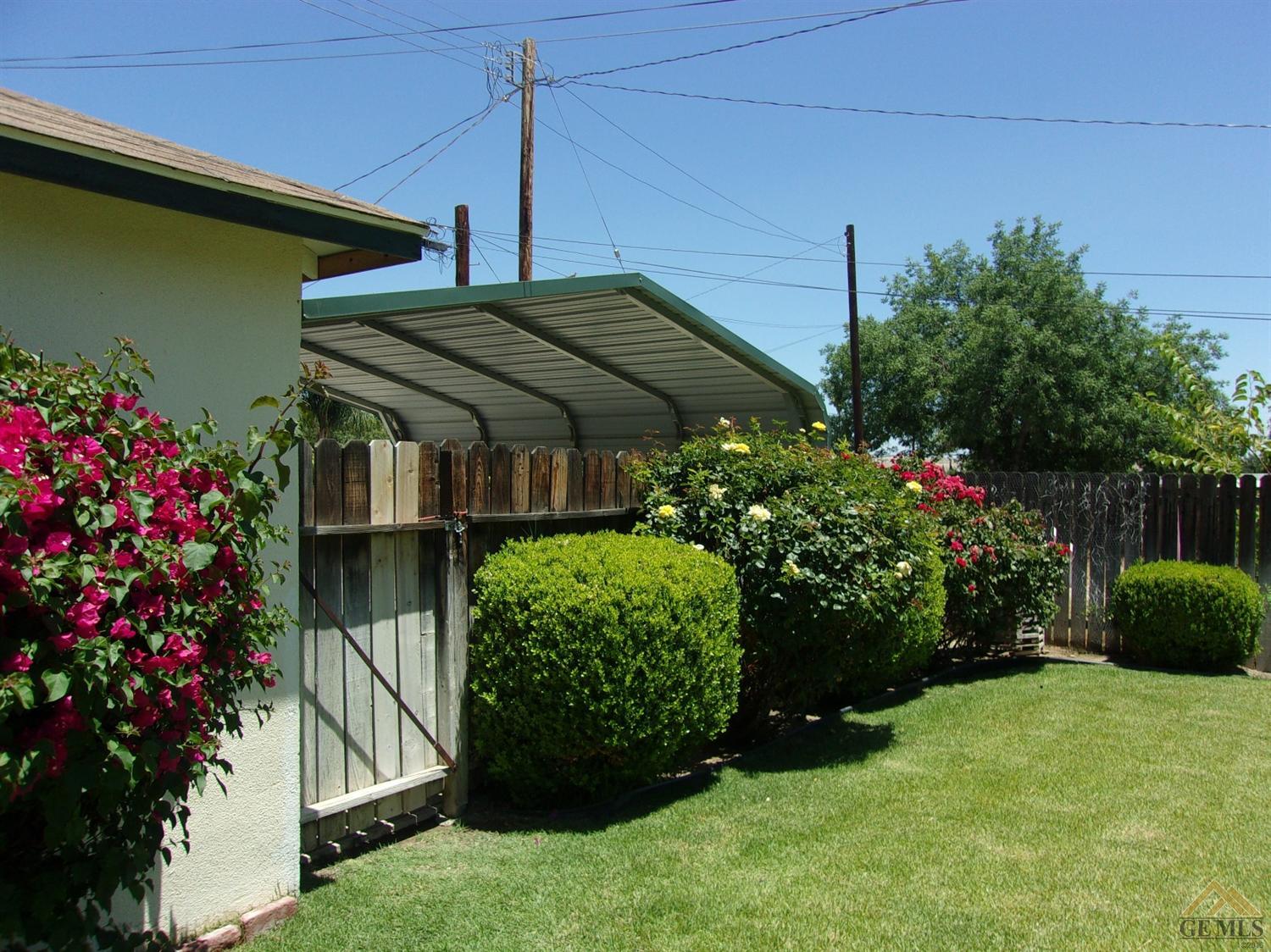 218 E San Emidio St, Taft, CA 93268 photo 12
