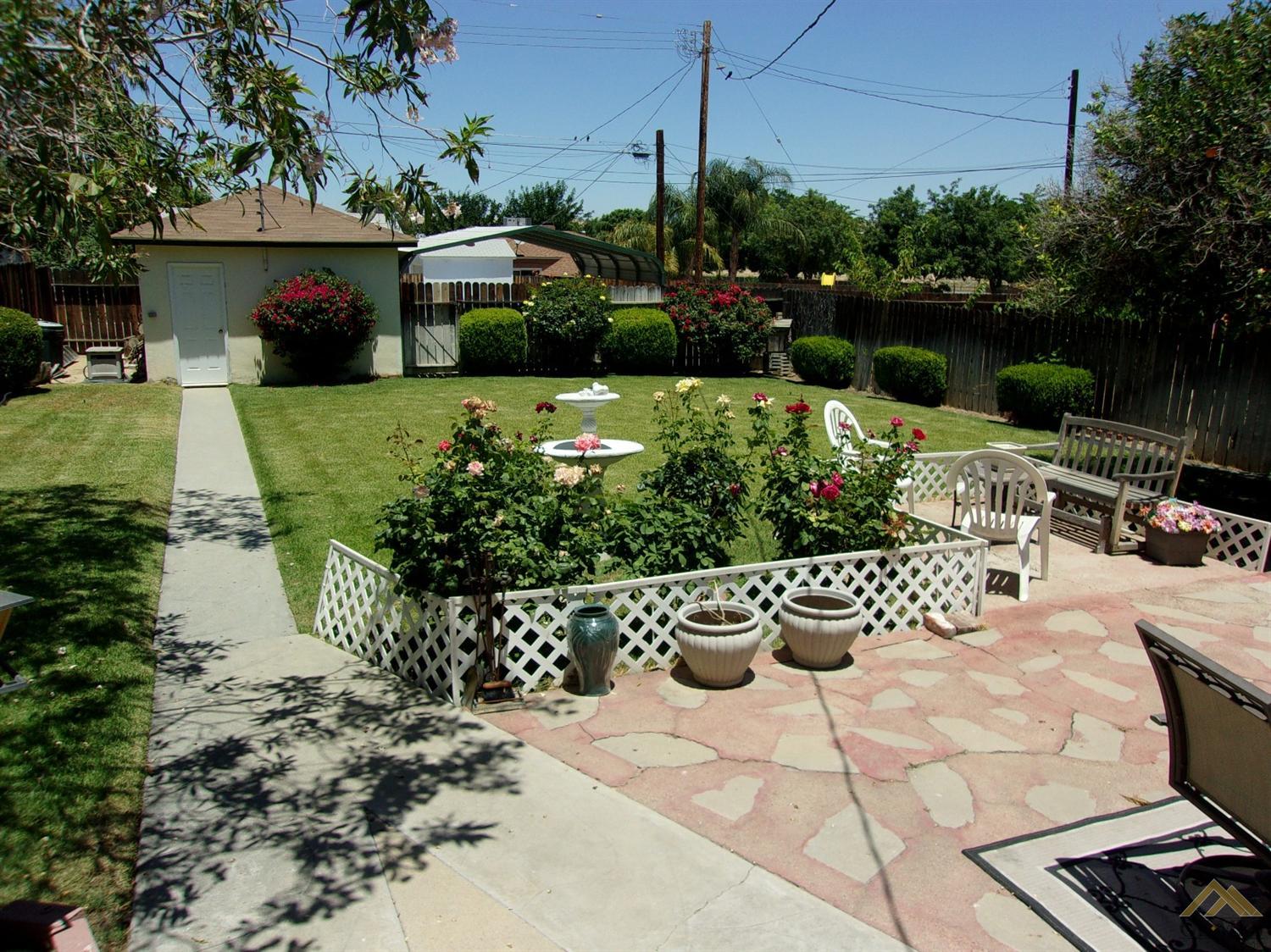 218 E San Emidio St, Taft, CA 93268 photo 9