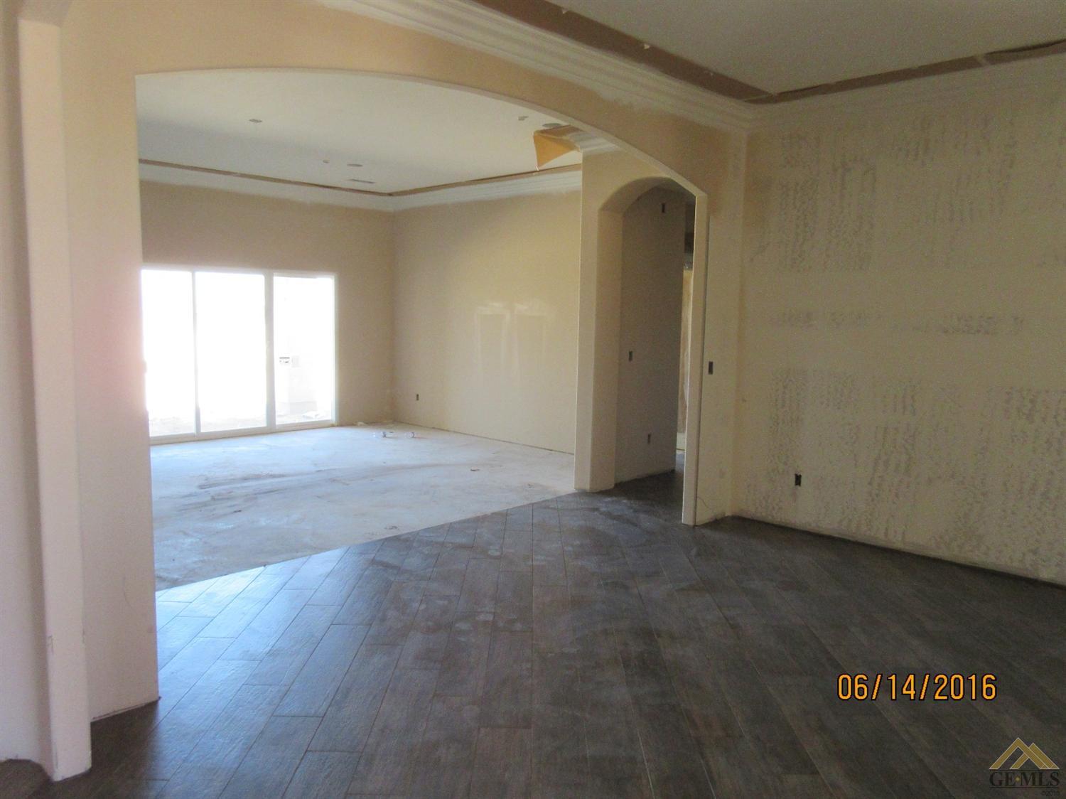 10220 Azimuth, Bakersfield, CA 93306 photo 3