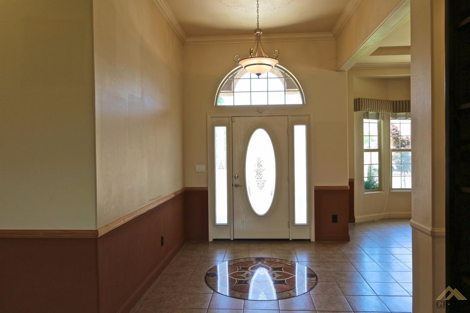 501 Mesquite Dr, Tehachapi, CA 93561 photo 6