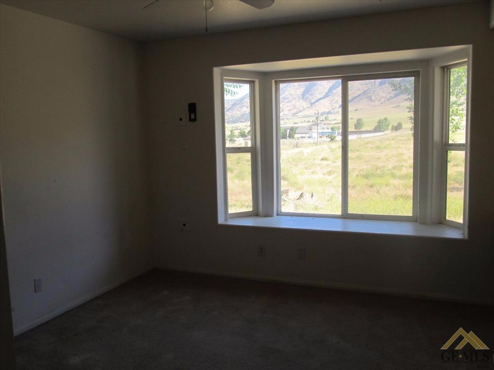 24588 Haven Ln, Tehachapi, CA 93561 photo 32