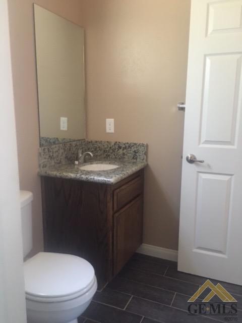 2210 Lewis Puller Dr, Bakersfield, CA 93301 photo 16