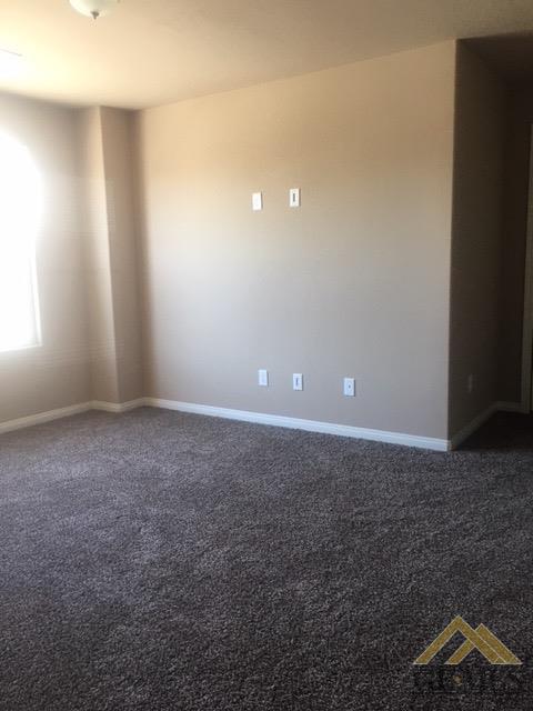 2210 Lewis Puller Dr, Bakersfield, CA 93301 photo 17