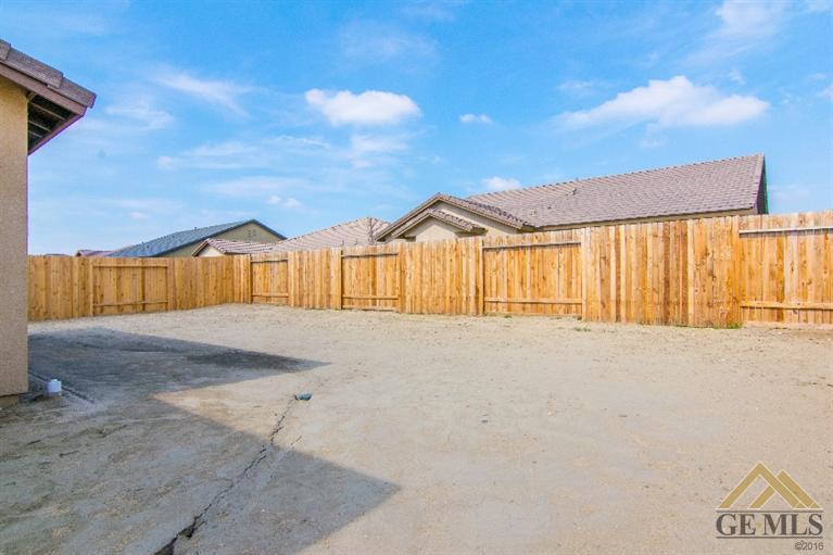 9136 Eucalyptus Dr, Bakersfield, CA 93306 photo 14