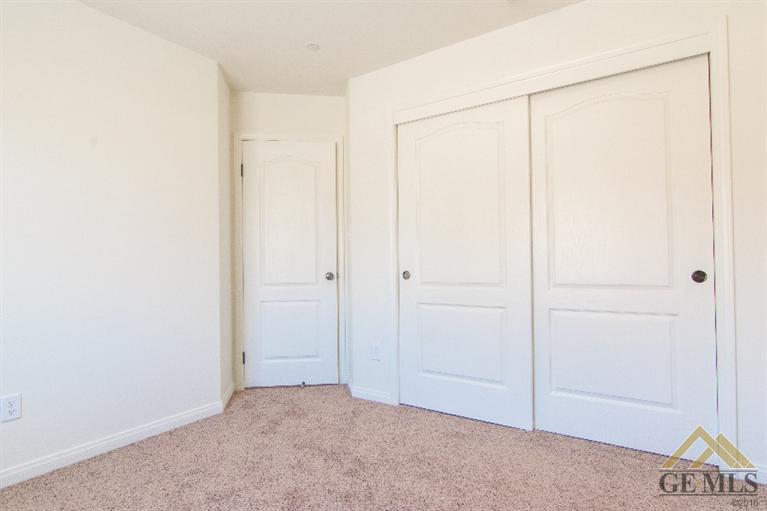 9136 Eucalyptus Dr, Bakersfield, CA 93306 photo 10