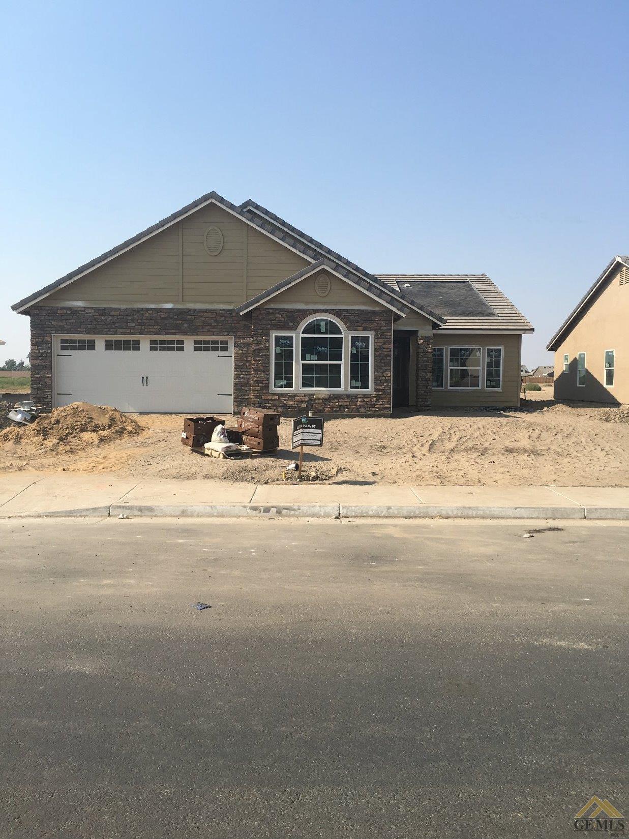 6304 Thorton Ave, Bakersfield, CA 93313 photo 2