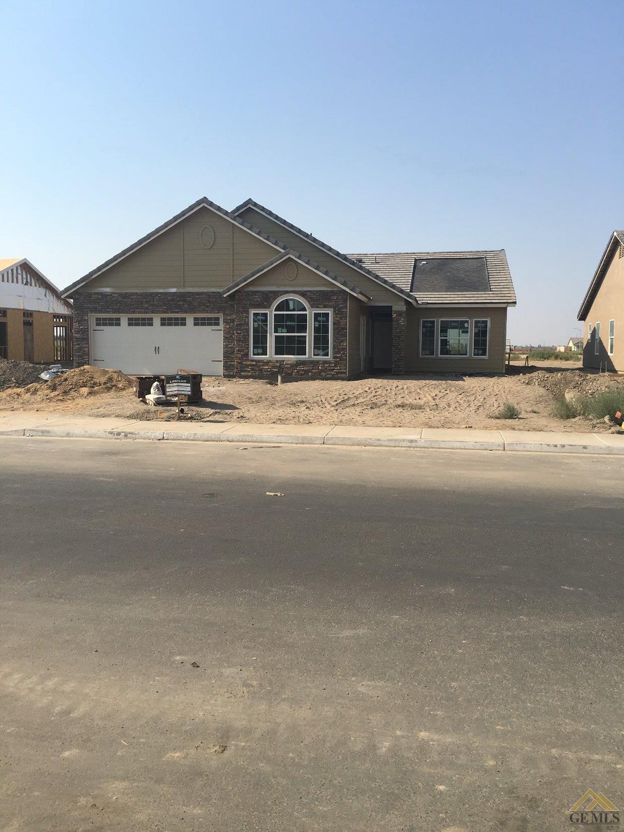 6304 Thorton Ave, Bakersfield, CA 93313 photo 3