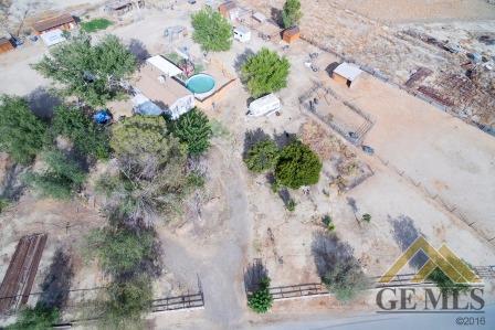 12305 Olivarez St, Taft, CA 93268 photo 6