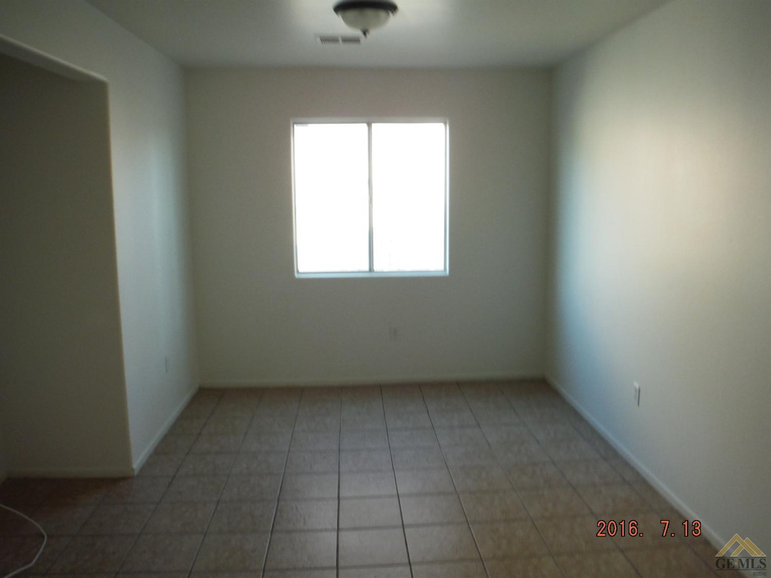 813 Fox Tree Ct, Bakersfield, CA 93306 photo 5