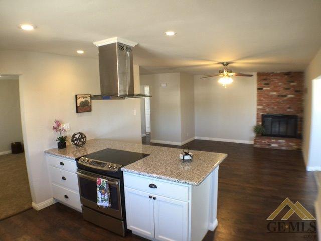 308 Irene St, Taft, CA 93268 photo 5