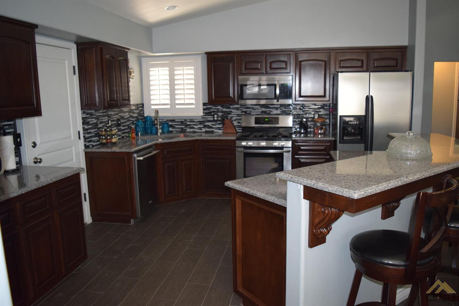 4502 Chinta Dr, Bakersfield, CA 93313 photo 9