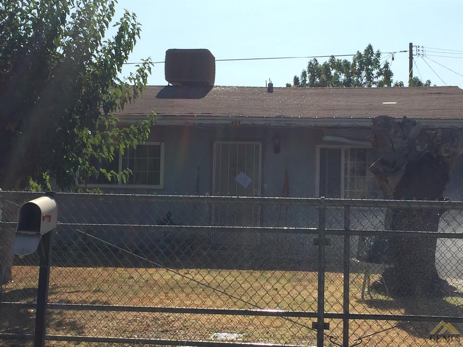 421 Easter St, Bakersfield, CA 93307 photo 5