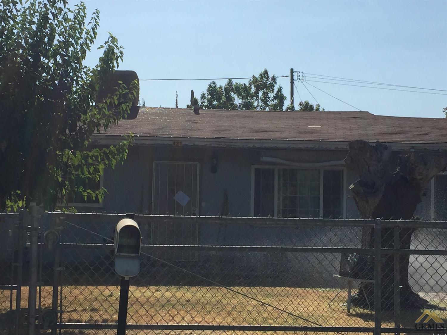 421 Easter St, Bakersfield, CA 93307 photo 4