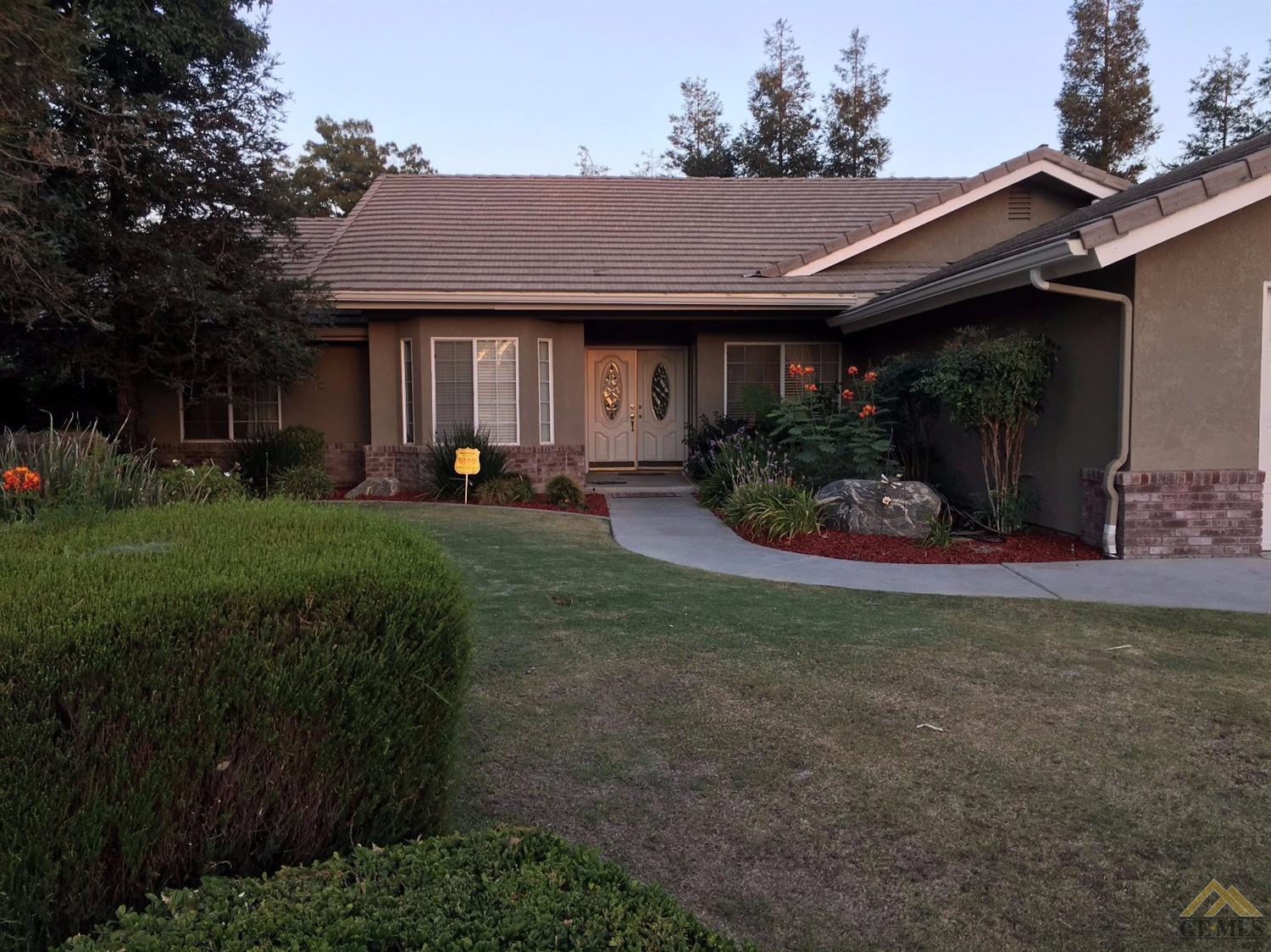 9405 Spokane Ave, Bakersfield, CA 93312 photo 2