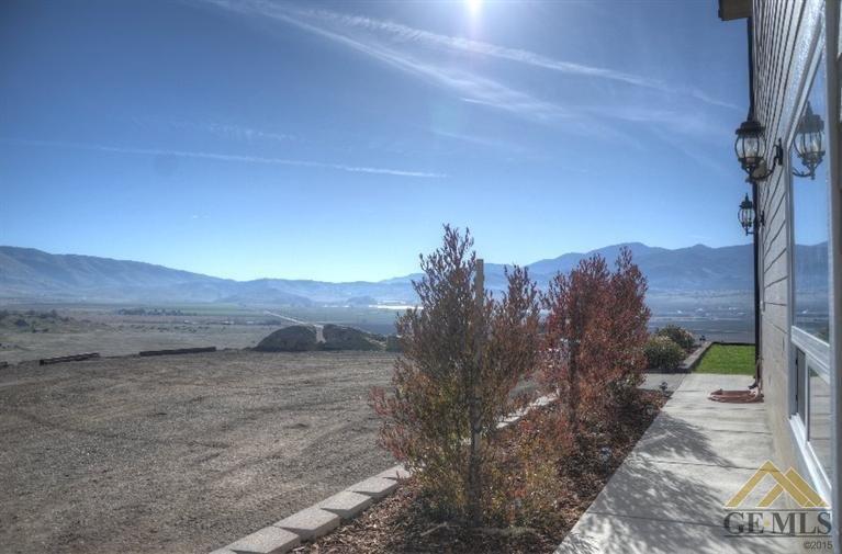 21050 Mount Pl, Tehachapi, CA 93561 photo 13