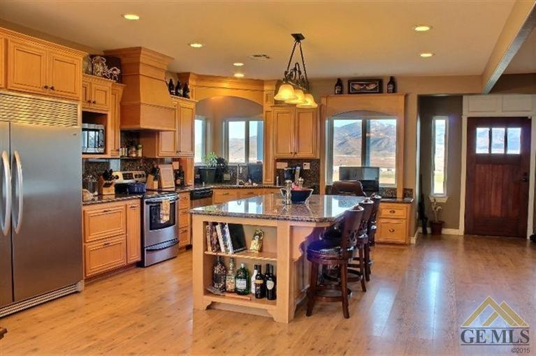 21050 Mount Pl, Tehachapi, CA 93561 photo 4