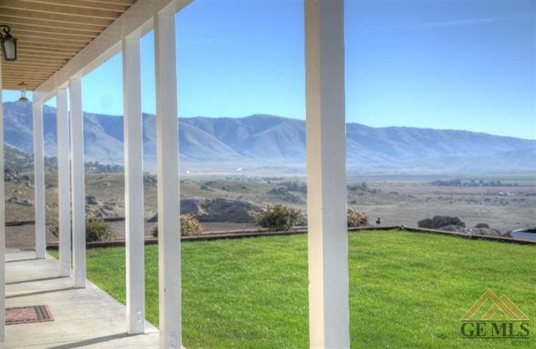 21050 Mount Pl, Tehachapi, CA 93561 photo 2