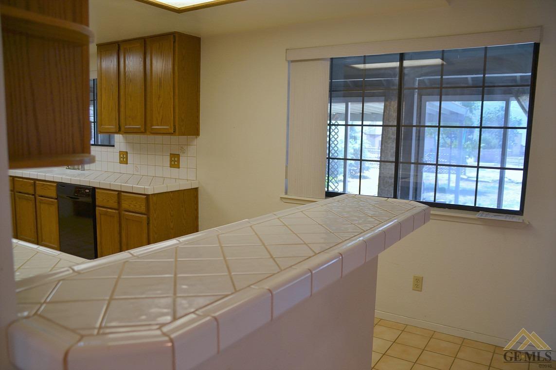 24131 Deertrail Dr, Tehachapi, CA 93561 photo 7
