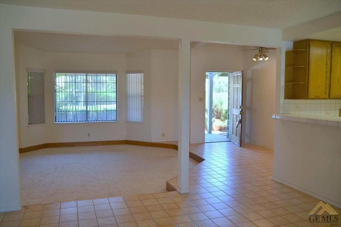 24131 Deertrail Dr, Tehachapi, CA 93561 photo 3