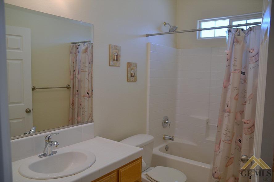 21520 Brook Dr, Tehachapi, CA 93561 photo 17