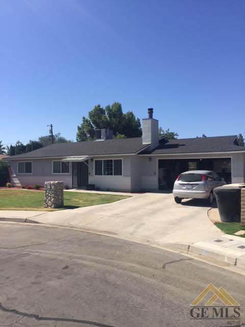 1192 4th St, Wasco, CA 93280 photo 2