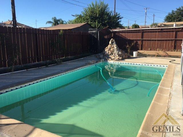 310 S 8th St, Taft, CA 93268 photo 12
