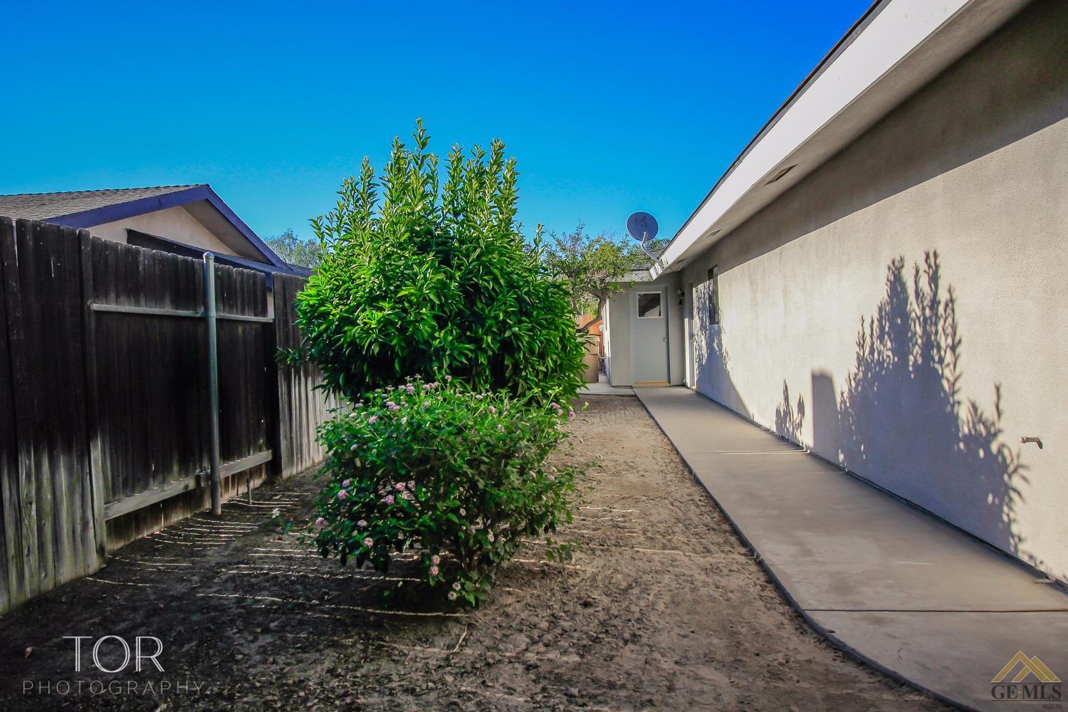 7809 Weldon, Bakersfield, CA 93308 photo 28