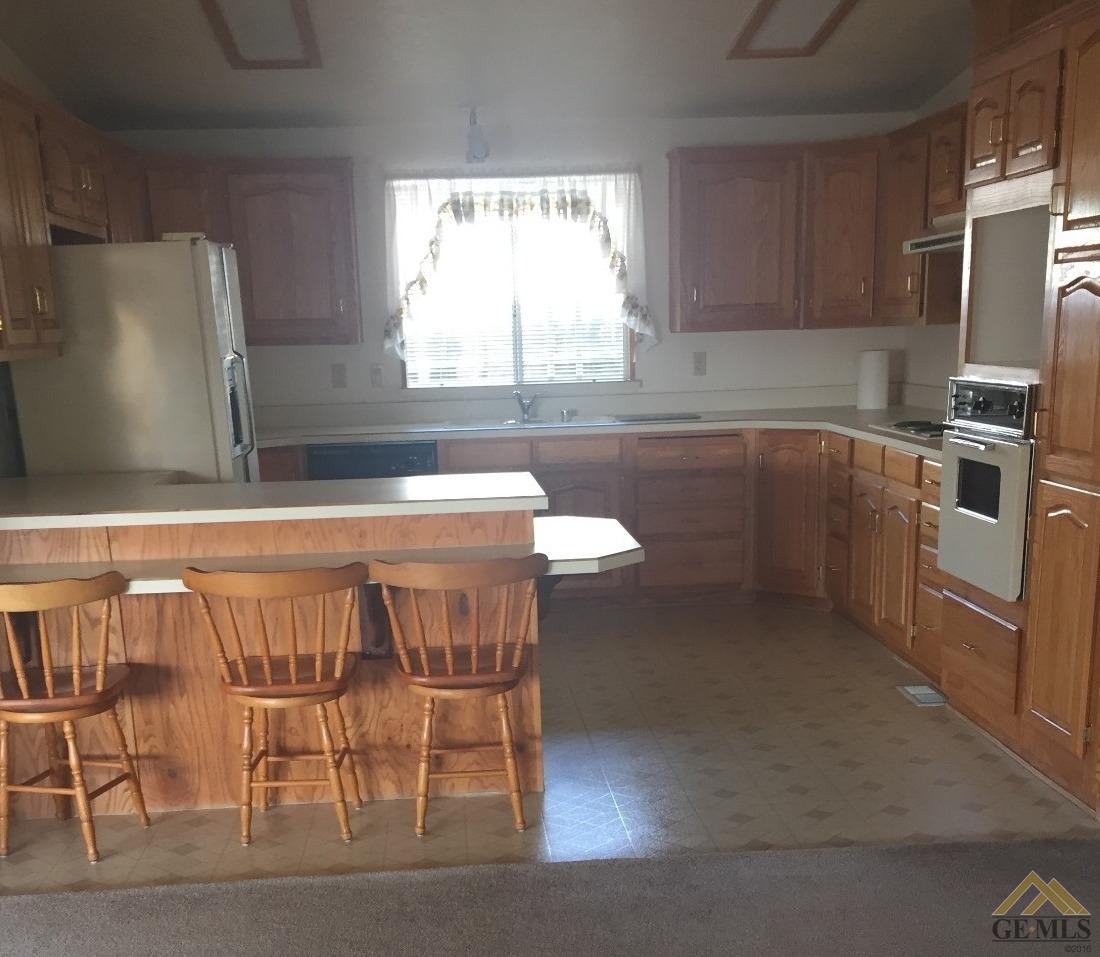 138 Set Ln, Bakersfield, CA 93308 photo 4