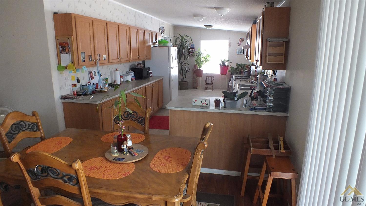 28182 Mcclaren Ave, Taft, CA 93268 photo 6