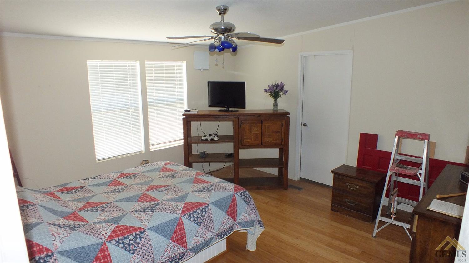 28182 Mcclaren Ave, Taft, CA 93268 photo 11
