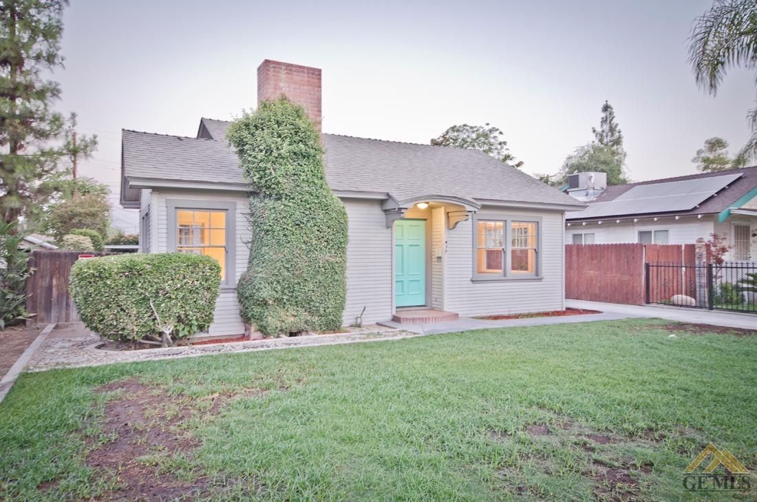 417 B St, Bakersfield, CA 93304 photo 1