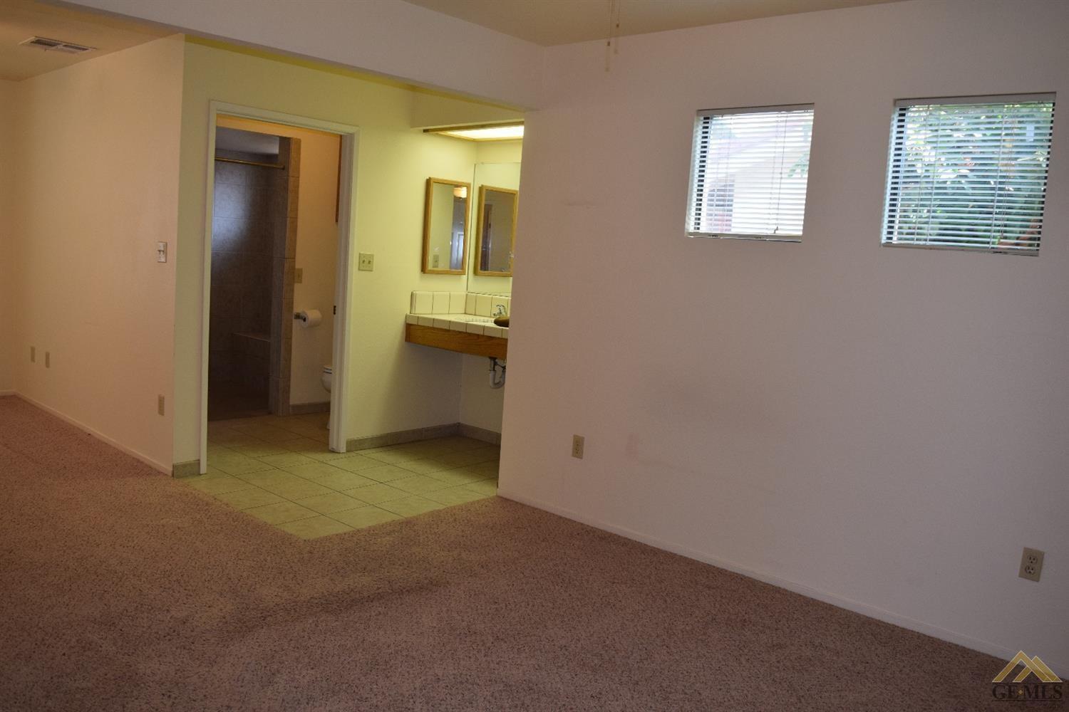4204 Player Ct, Bakersfield, CA 93306 photo 17