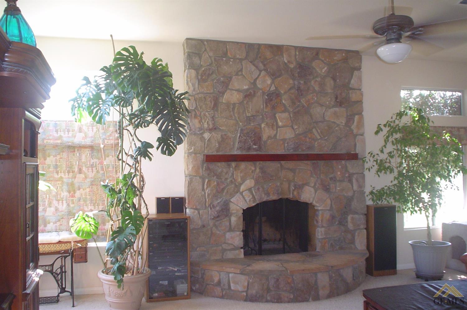 14228 Eberle Rd, Bakersfield, CA 93313 photo 10