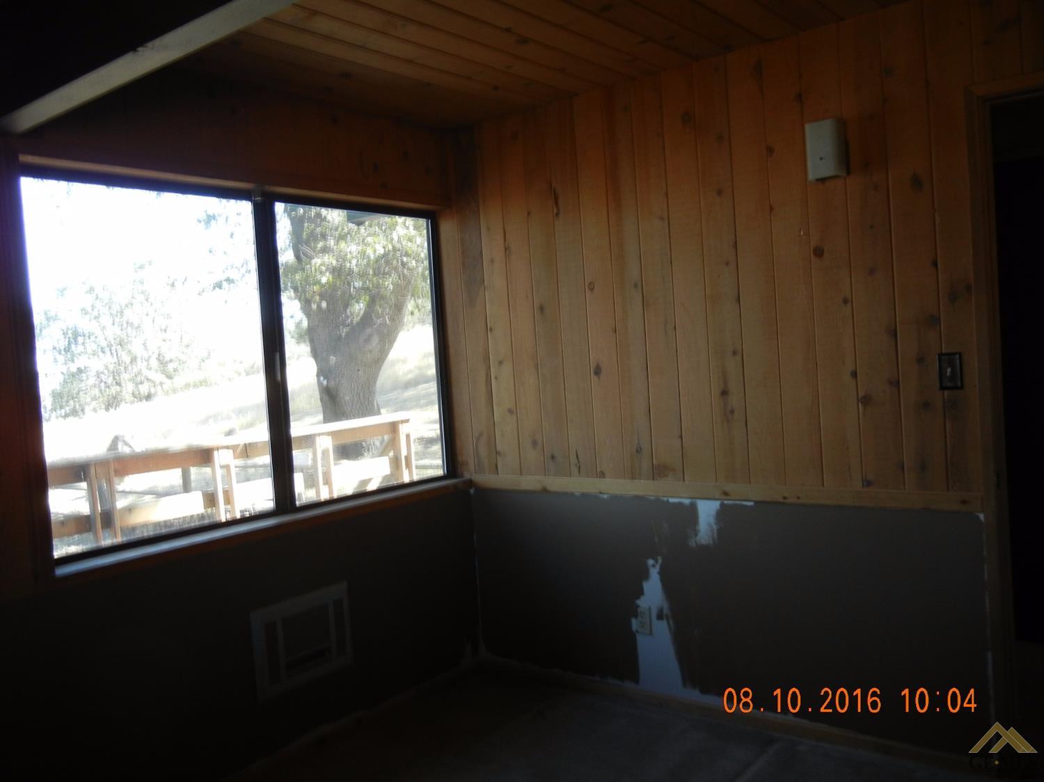 28061 Deertrail Dr, Tehachapi, CA 93561 photo 11