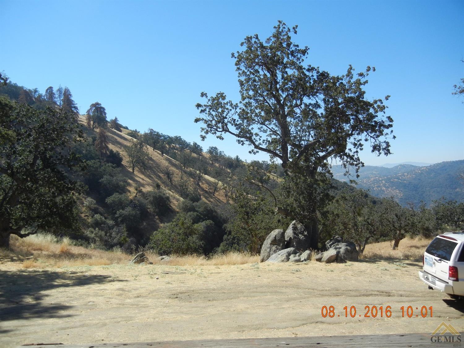 28061 Deertrail Dr, Tehachapi, CA 93561 photo 4