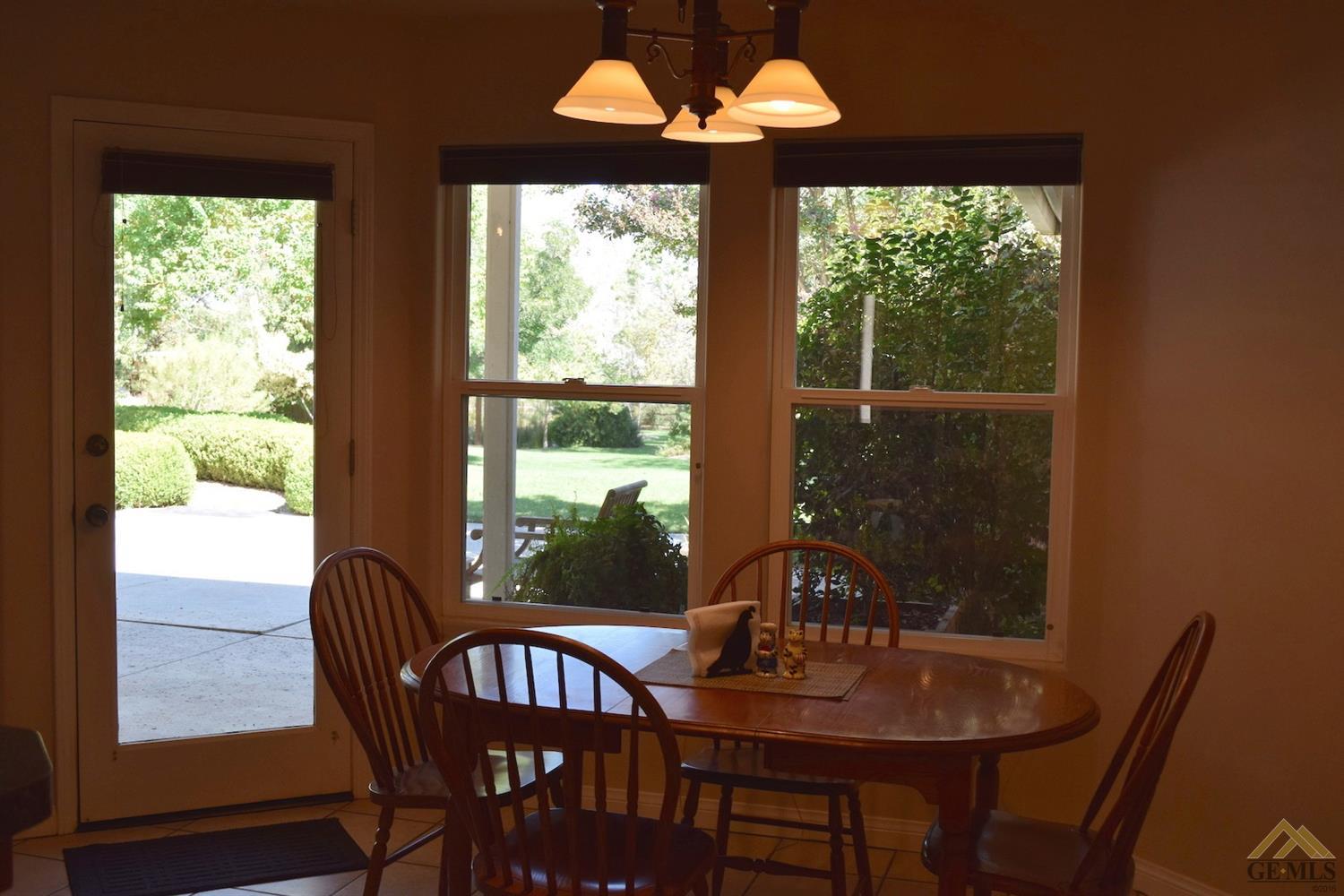 18050 Johnson Rd, Bakersfield, CA 93314 photo 8