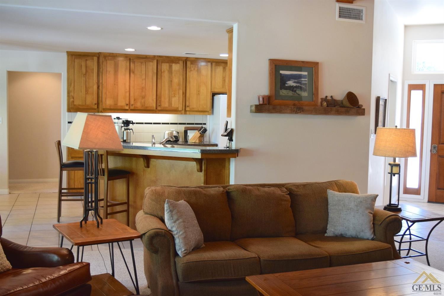 18050 Johnson Rd, Bakersfield, CA 93314 photo 4