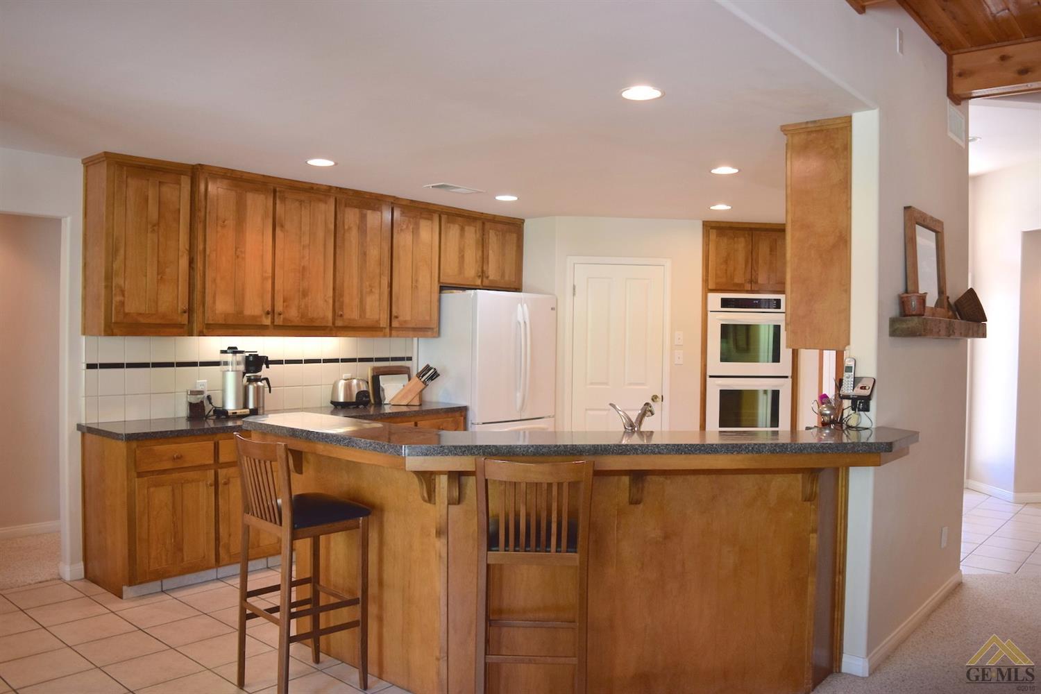 18050 Johnson Rd, Bakersfield, CA 93314 photo 5