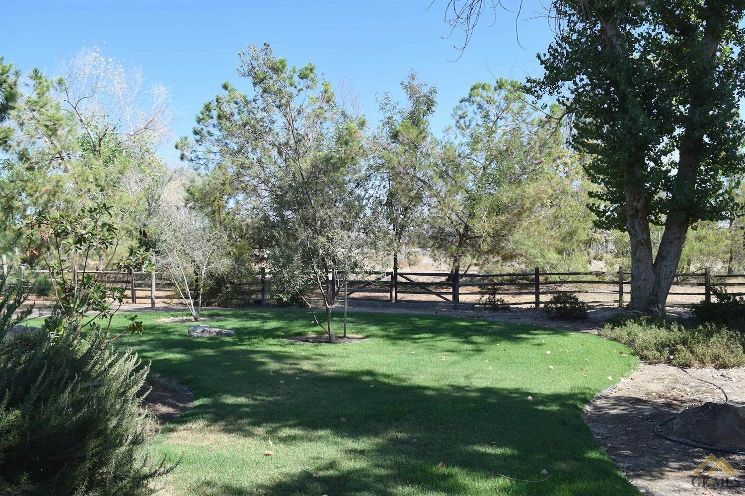 18050 Johnson Rd, Bakersfield, CA 93314 photo 29
