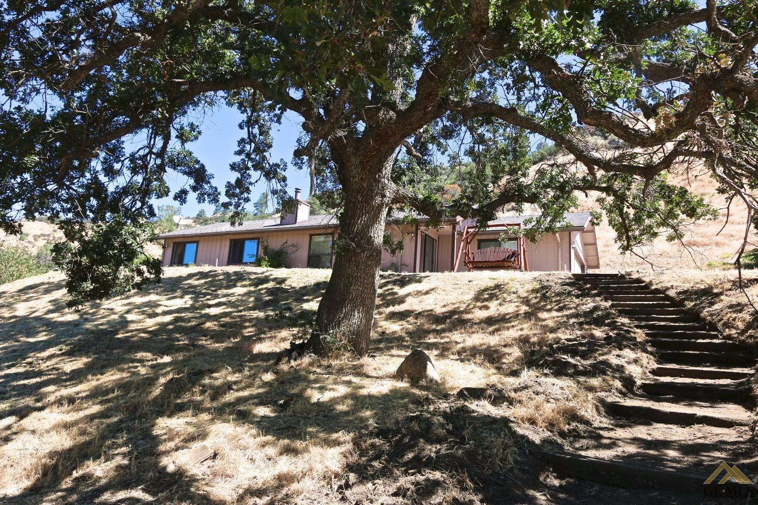 23820 Coyote Ct, Tehachapi, CA 93561 photo 1