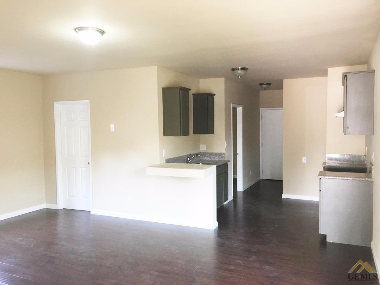 746 D St, Wasco, CA 93280 photo 4