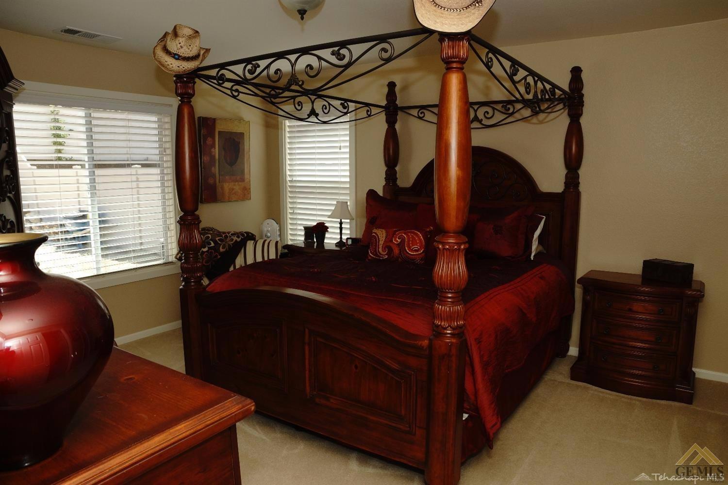 1006 Chris Ln, Tehachapi, CA 93561 photo 8